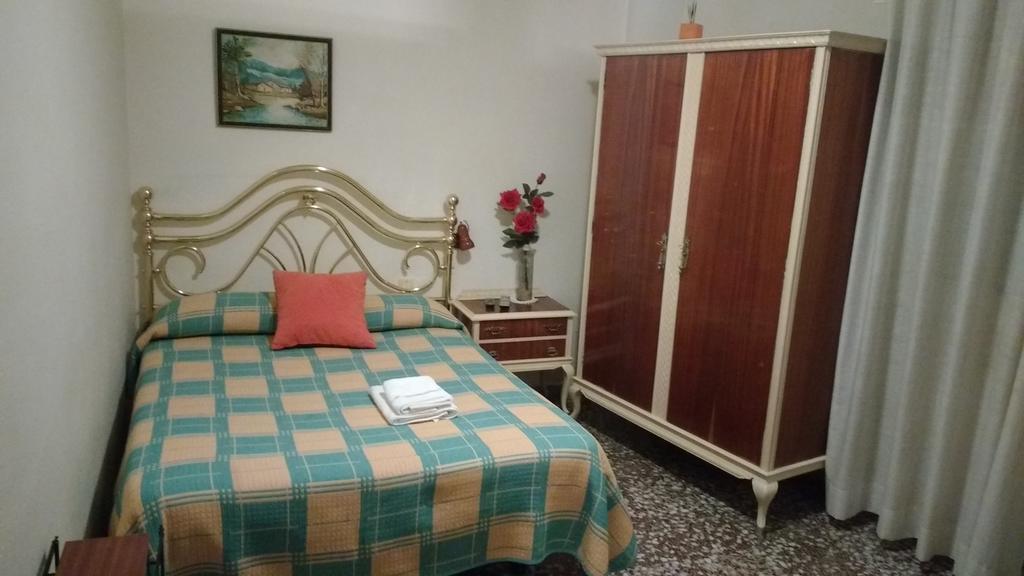 Pension Lacasta Zaragoza Bagian luar foto