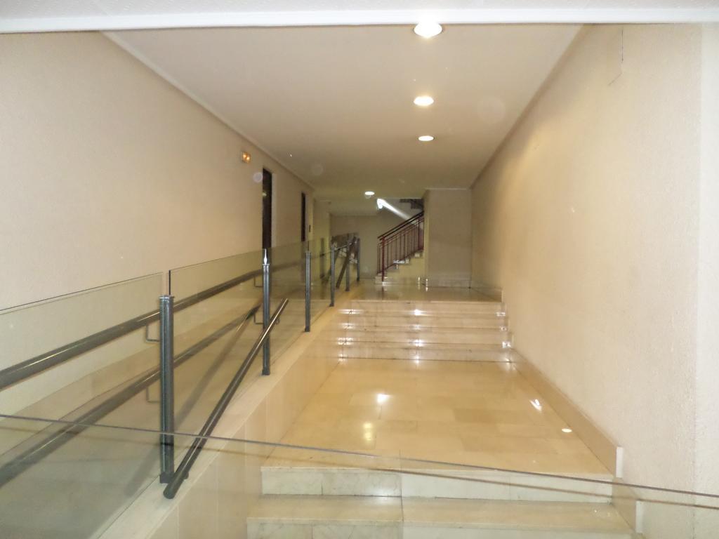 Pension Lacasta Zaragoza Bagian luar foto